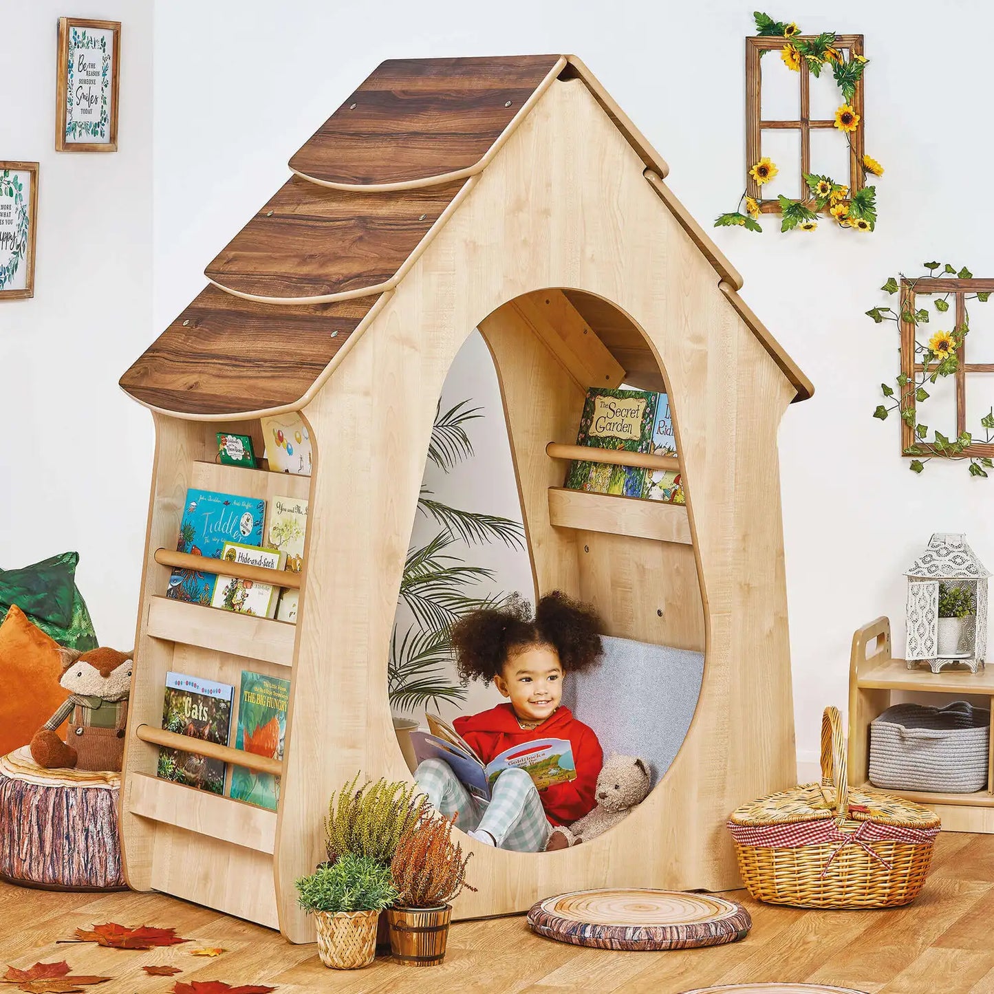 Enchanted Reading Nook (39468) (PT1361)