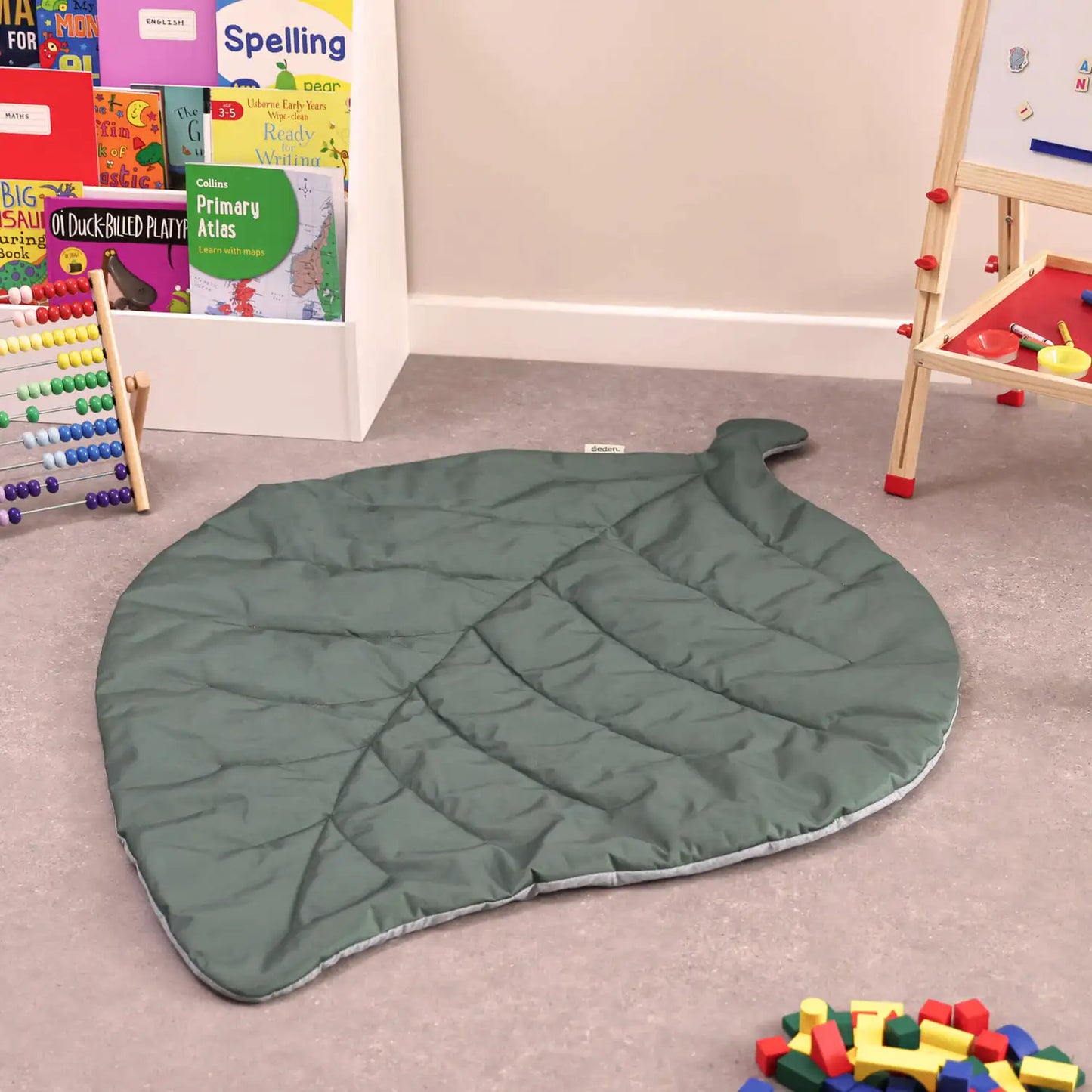 Leaf Shape Quilted Floor Mat