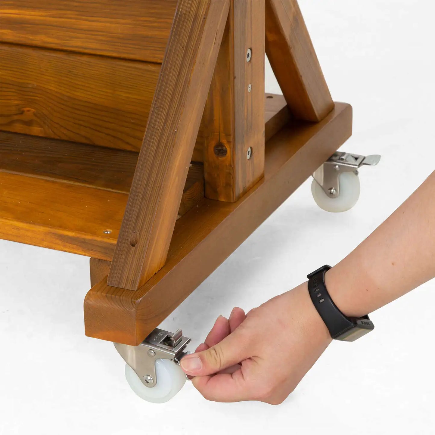 Indoor Outdoor Mobile Cloakroom