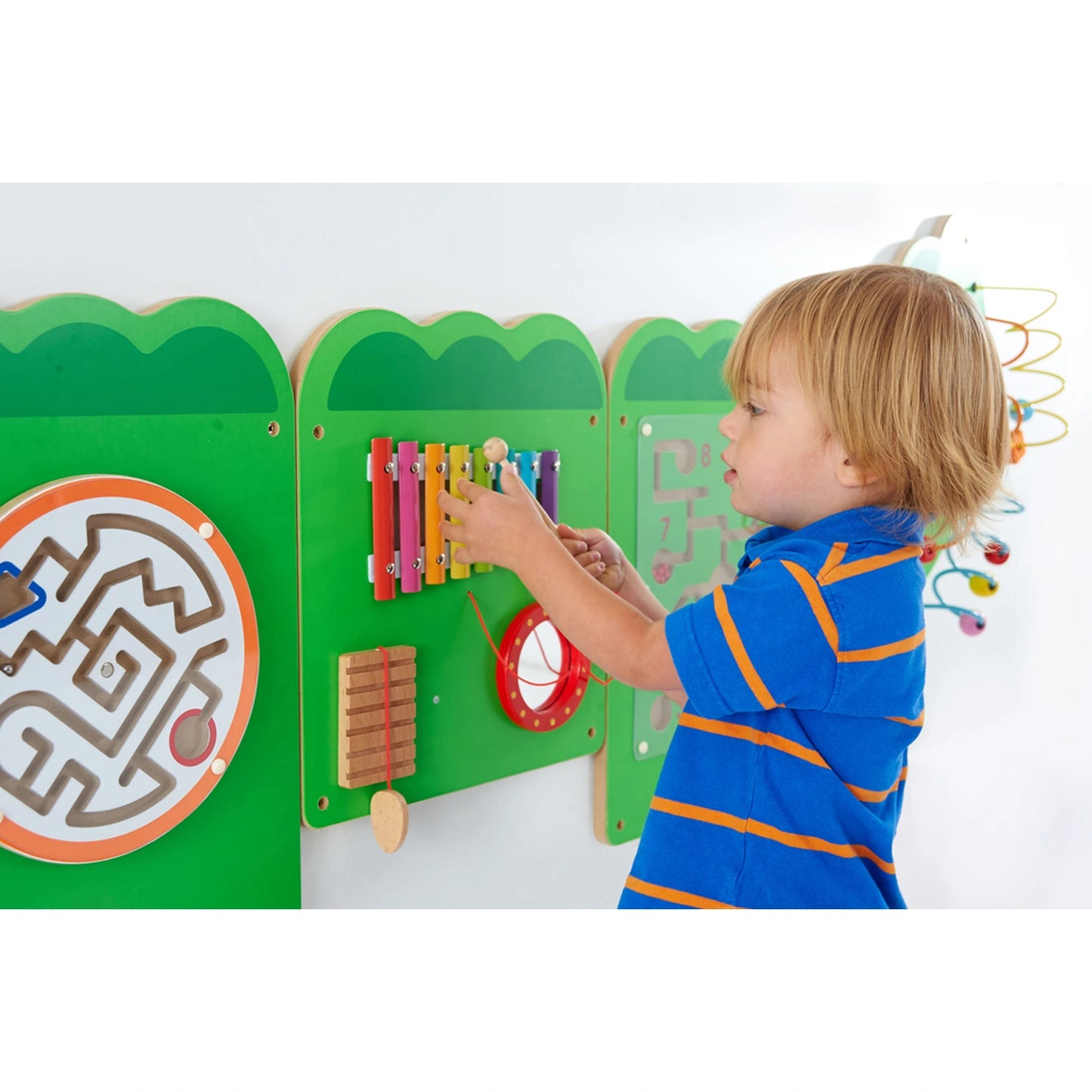 Crocodile Wall Game