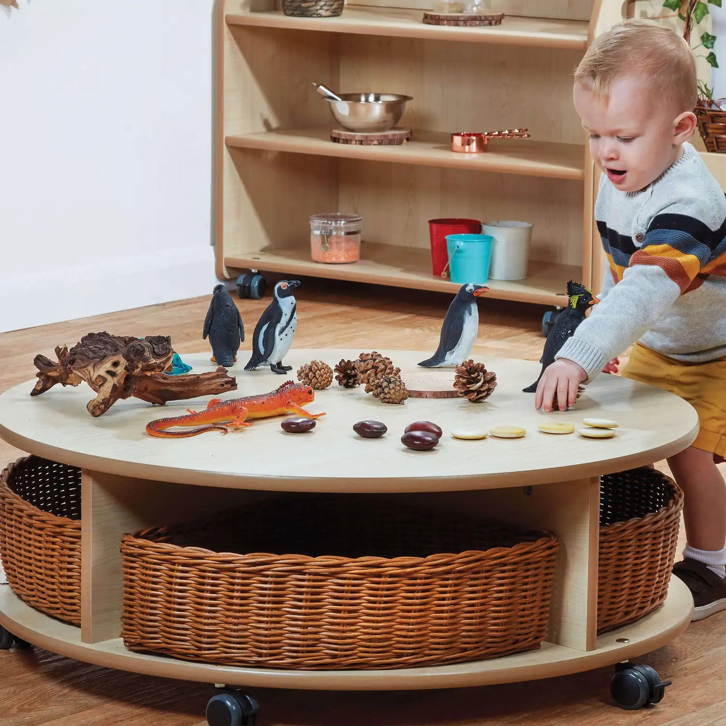 Single Tier Mobile Circular Unit With 4 Baskets (36341) (PT129)