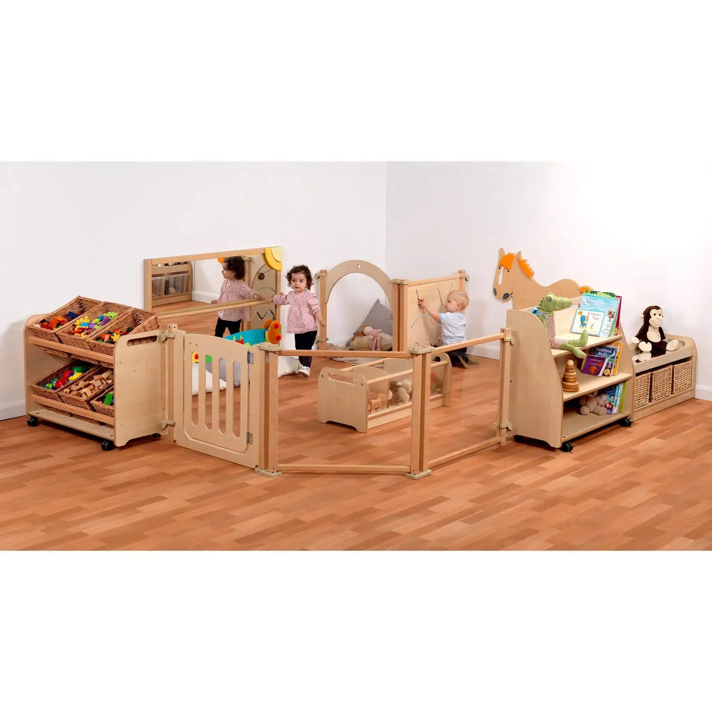 Baby Enclosure Zone With Large Baskets (48350) (PT539)