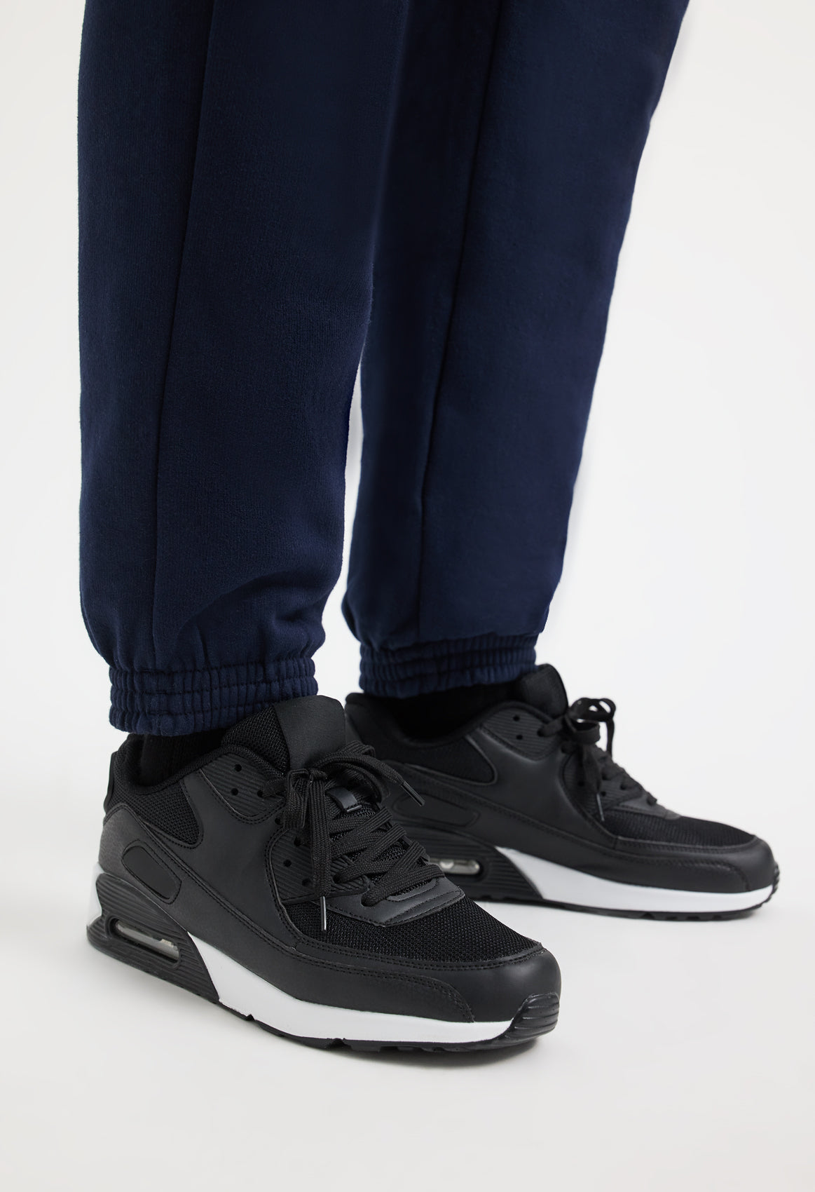 The Ux Jogging Pants